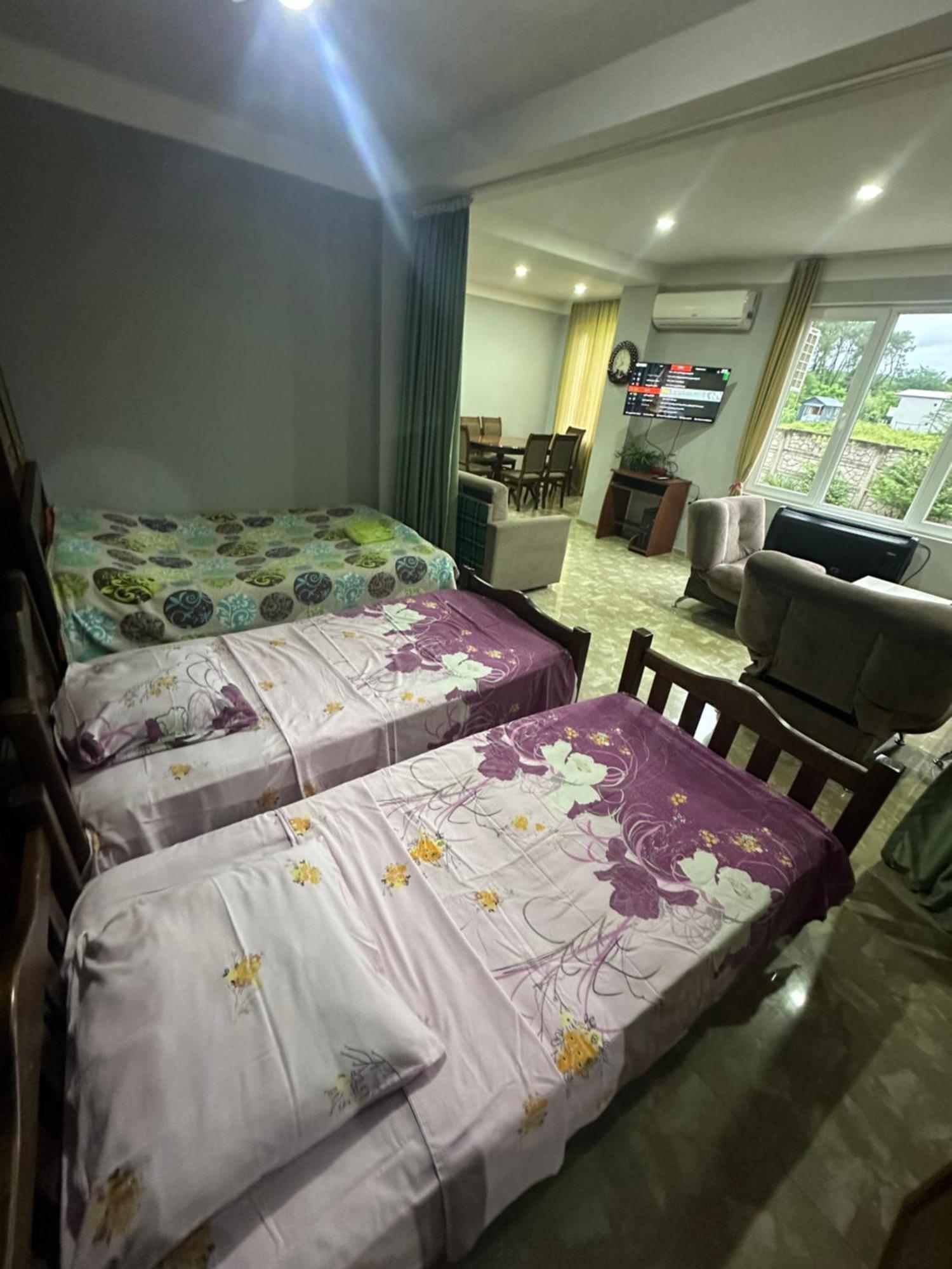 Hotel อูเรคี ภายนอก รูปภาพ