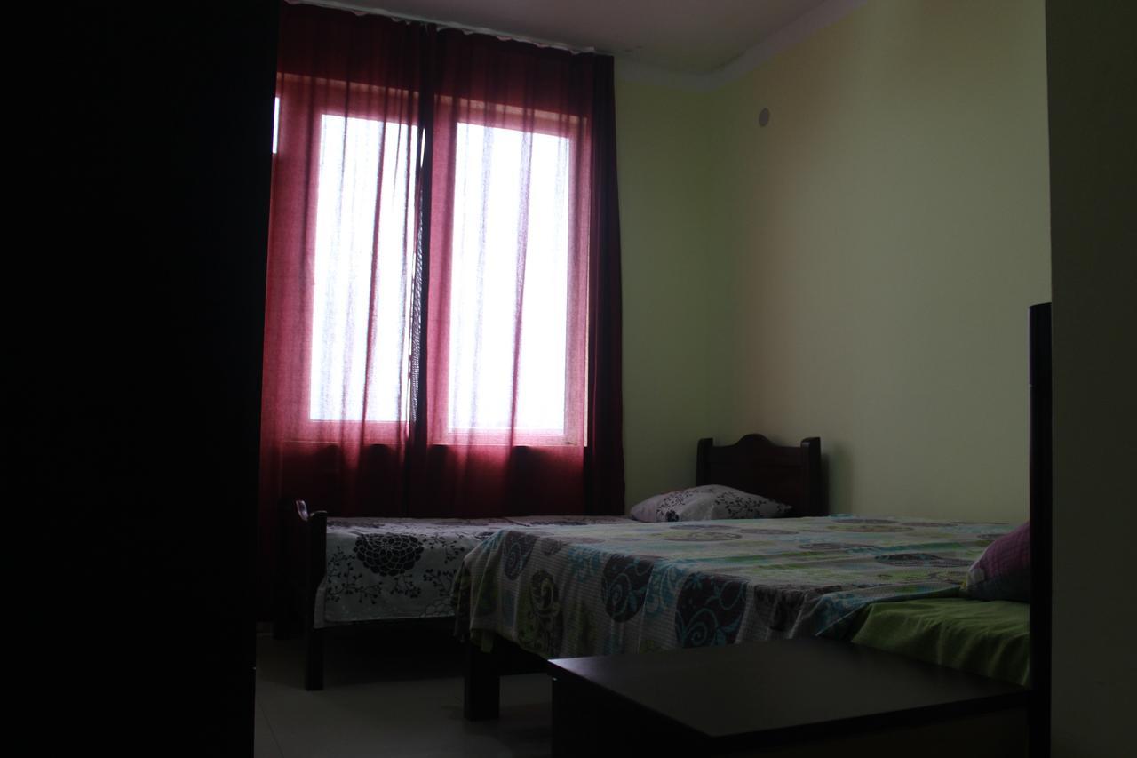 Hotel อูเรคี ภายนอก รูปภาพ